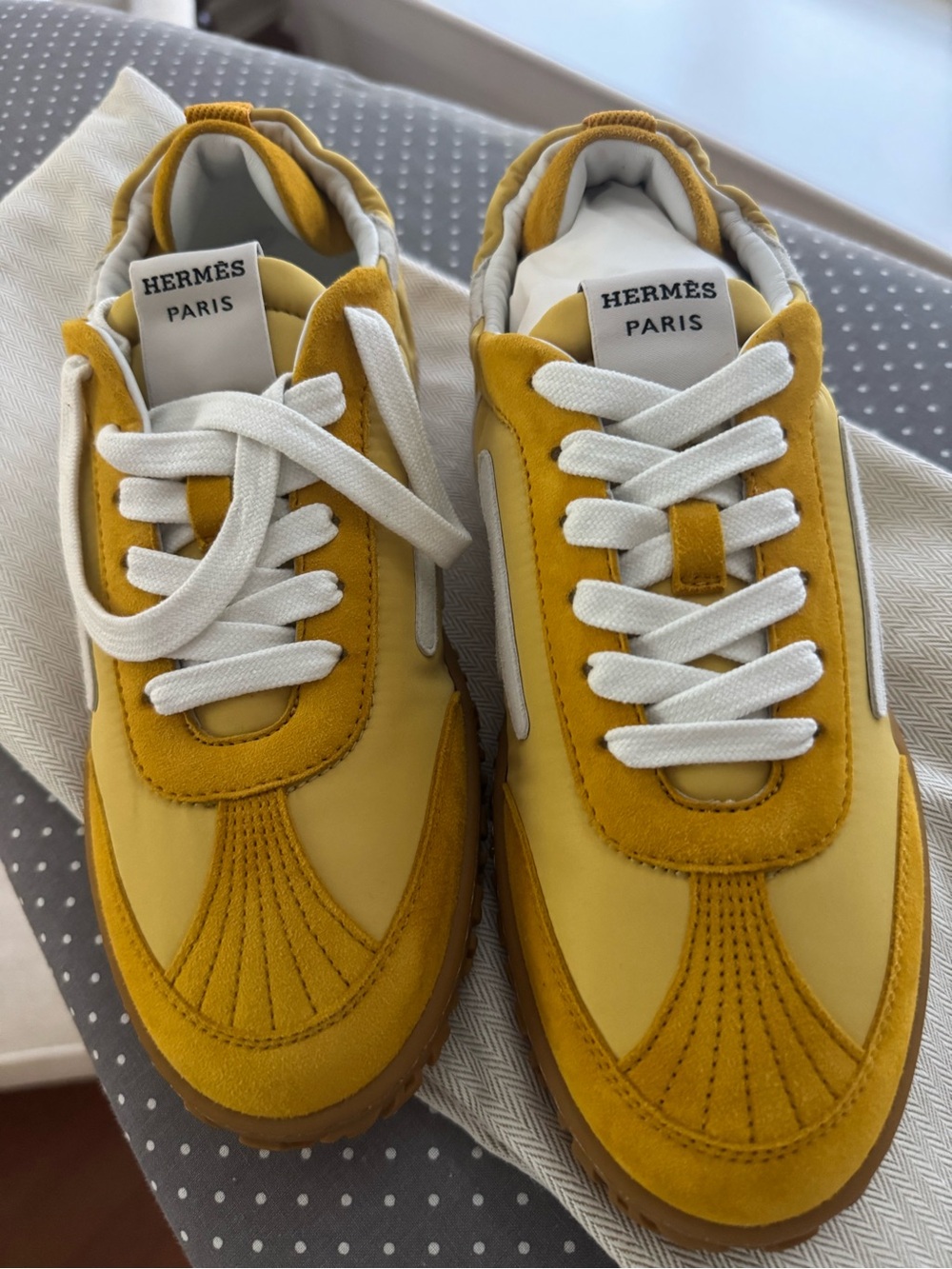 Hermès jet sneakers brand new